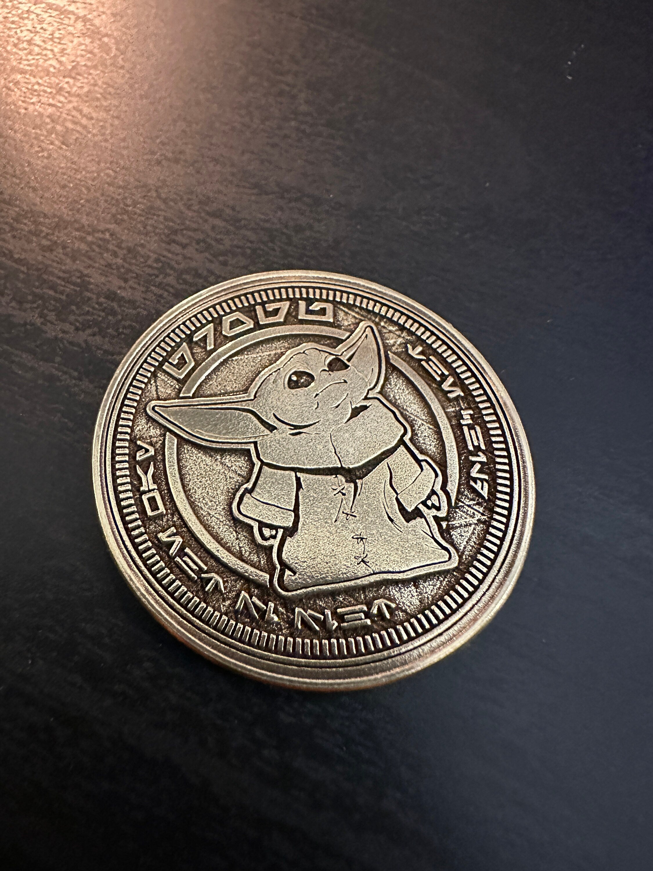 Mando / Grogu Challenge (Chance) Coin