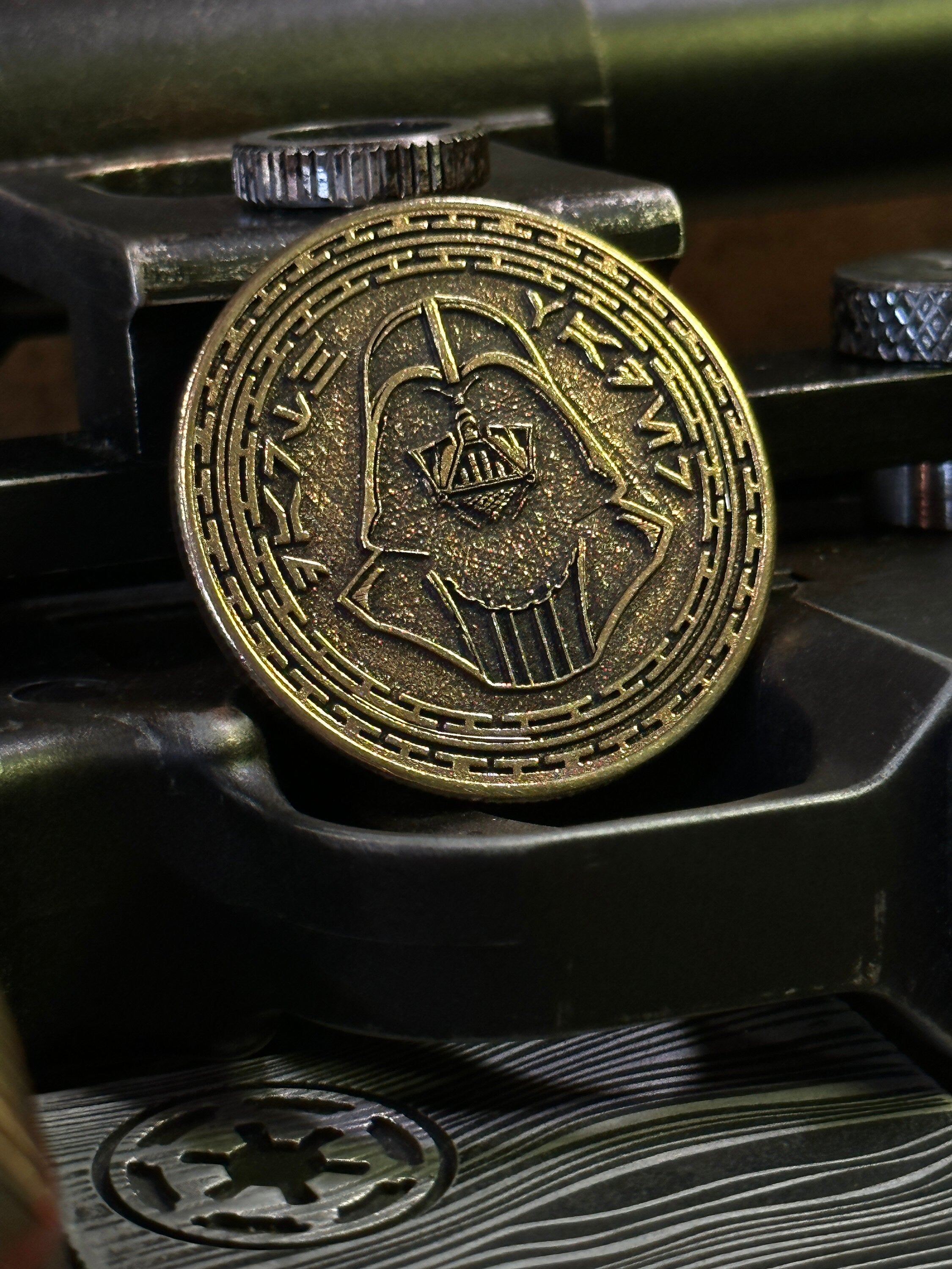 Darth Vader / Darth Vader Hilt Challenge (Chance) Coin